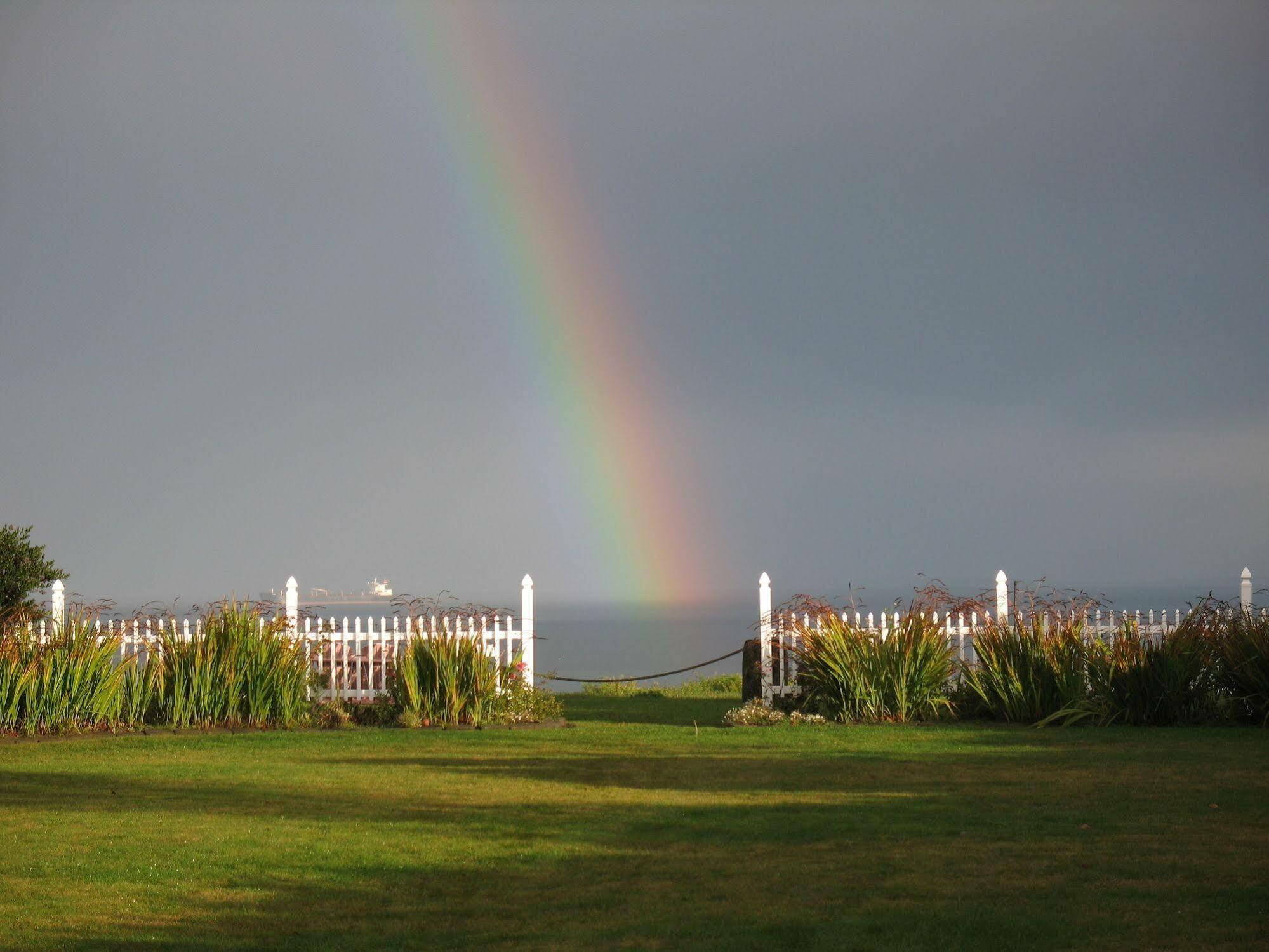 Sea Cliff Gardens Bed and Breakfast Port Angeles Buitenkant foto